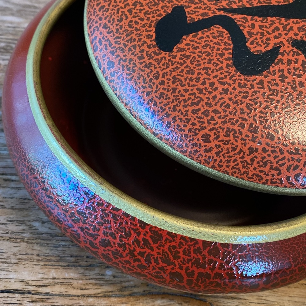 Asian Design Ceramic Container w/Lid - Picture 8 of 15